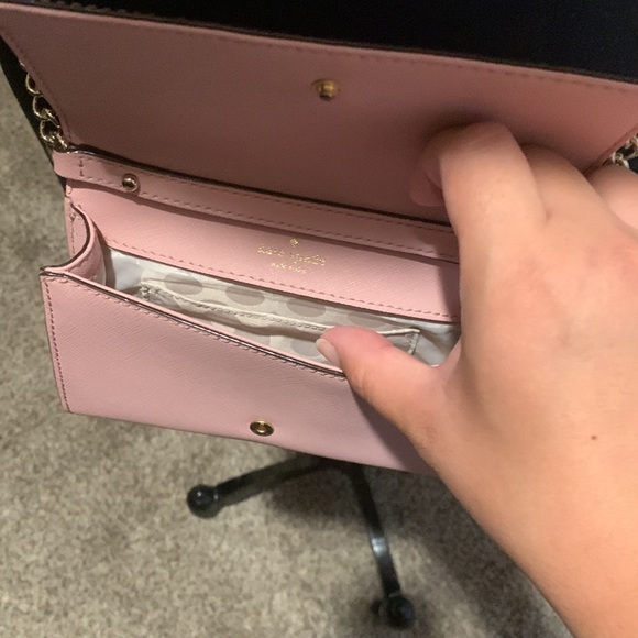 Pink Kate spade crossover - Picture 4 of 5